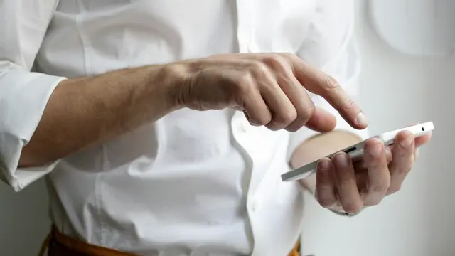 Handphone