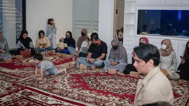 Syukuran Rumah Baru Syifa Hadju