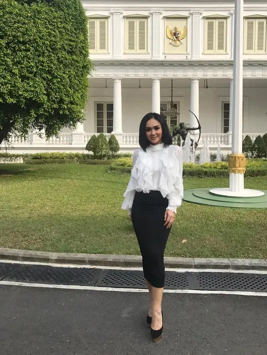 (Instagram/yunishara36)