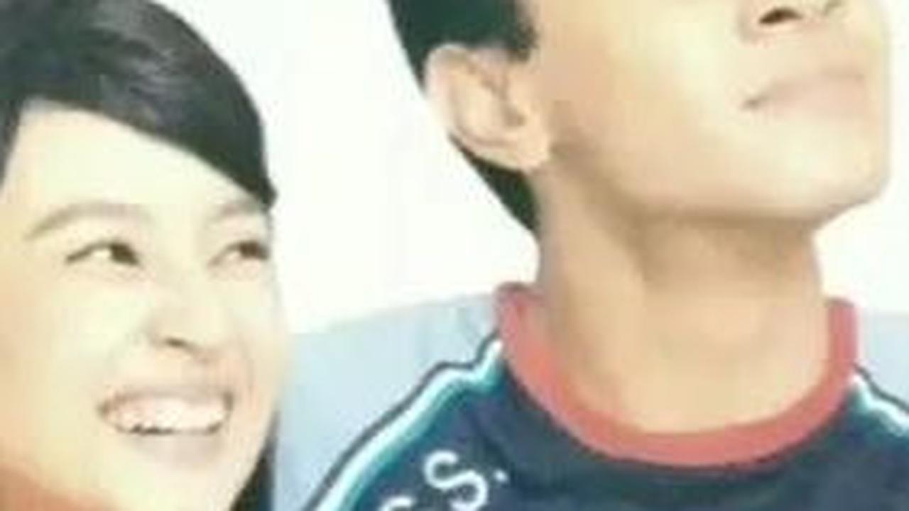 Cukup sering terlibat project yang sama, chemistry keduanya pun terjalin kuat hingga banyak yang menjodoh-jodohkan keduanya.