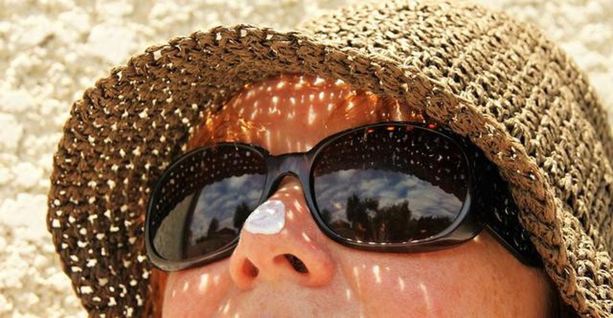 13 Kesalahan dalam Memakai Sunscreen yang Bikin Kulit Tetap Terpapar UV