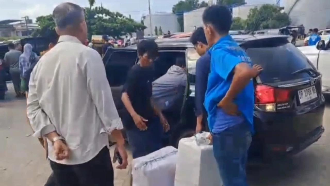 Tergiur Upah Rp900 Juta, Lima WNI Selundupkan 40 Kilogram Sabu dari Malaysia ke Parepare