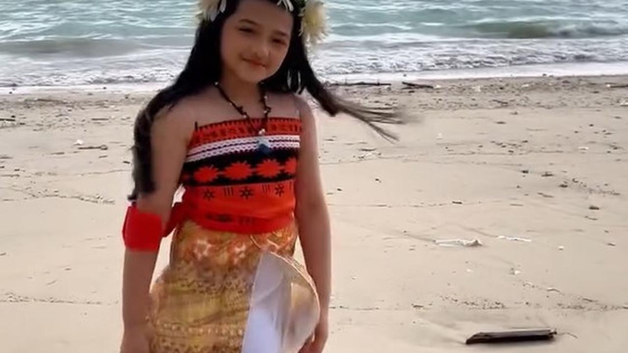 8 Potret Arsy Hermansyah Ulang Tahun ke-10, Cosplay Manis Jadi Moana & Dirayakan Sederhana