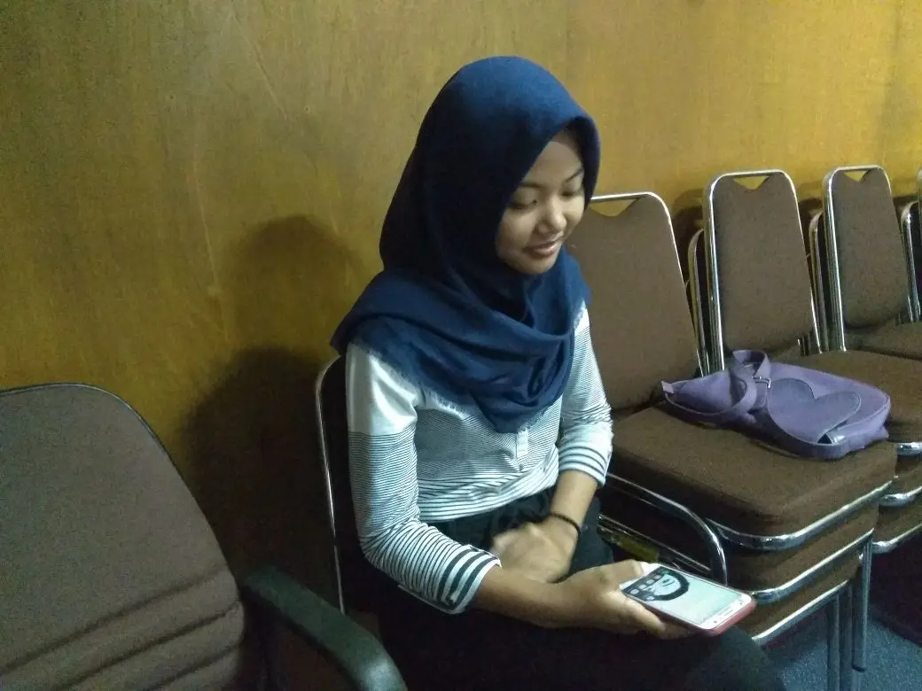 Anindya Puspita Helga Nur Fadhila, siswa dan atlet voli SMA N 1 Semarang yang dikeluarkan karena menjalankan tugas sebagai pengurus OSIS. (foto : liputan6.com / edhie)