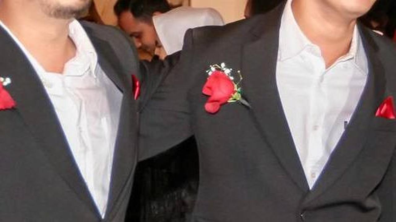 Wajah Pengiring Pengantin Terlihat Bahagia
