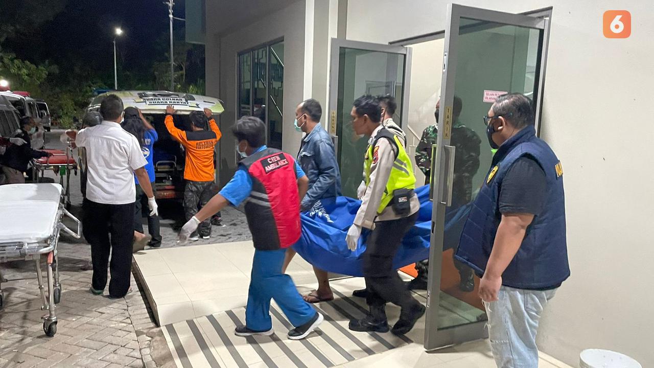 Minibus Sarat Penumpang Terguling di Wonogiri, 8 Orang Meninggal