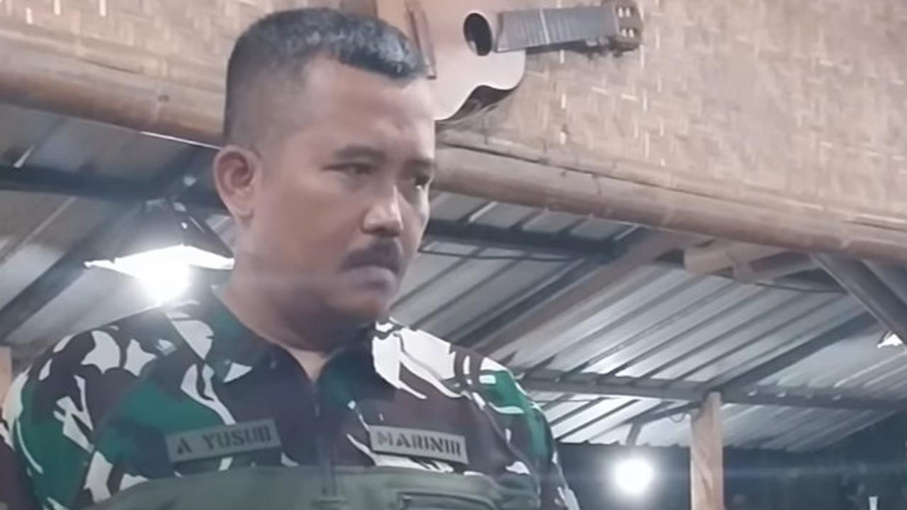 Tinggi Gede Sangar dan Berkumis, Ini Potret Prajurit TNI AL Jadi Komika Lucu Habis