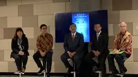 Menko Luhut B Panjaitan dalam press conference bersama Kadin setelah acara pembukaan Net Zero Summit 2022 di Bali Nusa Dua Convention Center (BNDCC) I, Nusa Dua, Bali pada Jumat (11/11/2022). (Liputan6/Benedikta Miranti)