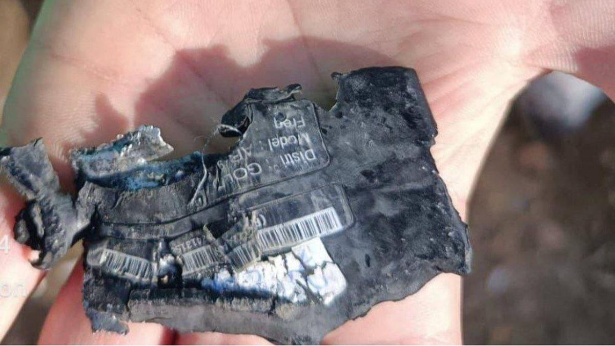 Pager, alat komunikasi yang meledak di Lebanon.