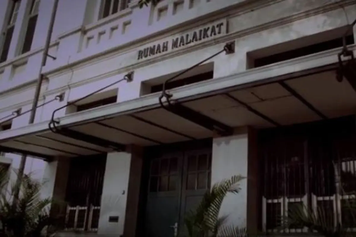 [Bintang] Rumah Malaikat