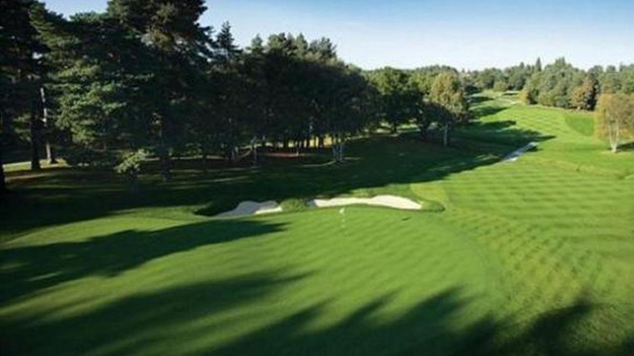 Khusus golf, sudah ada banyak agenda yang sudah dirancang. Apalagi cost bermain golf di Batam jauh lebih murah dari Singapura.