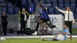 Anak asuh Simone Inzaghi itu kalah 1-3 saat bertandang ke Stadio Olimpico, Roma. Gol tuan rumah dicetak Felipe Anderson, Luis Alberto, dan Pedro. Inter hanya mampu membalas lewat Lautaro Martinez.