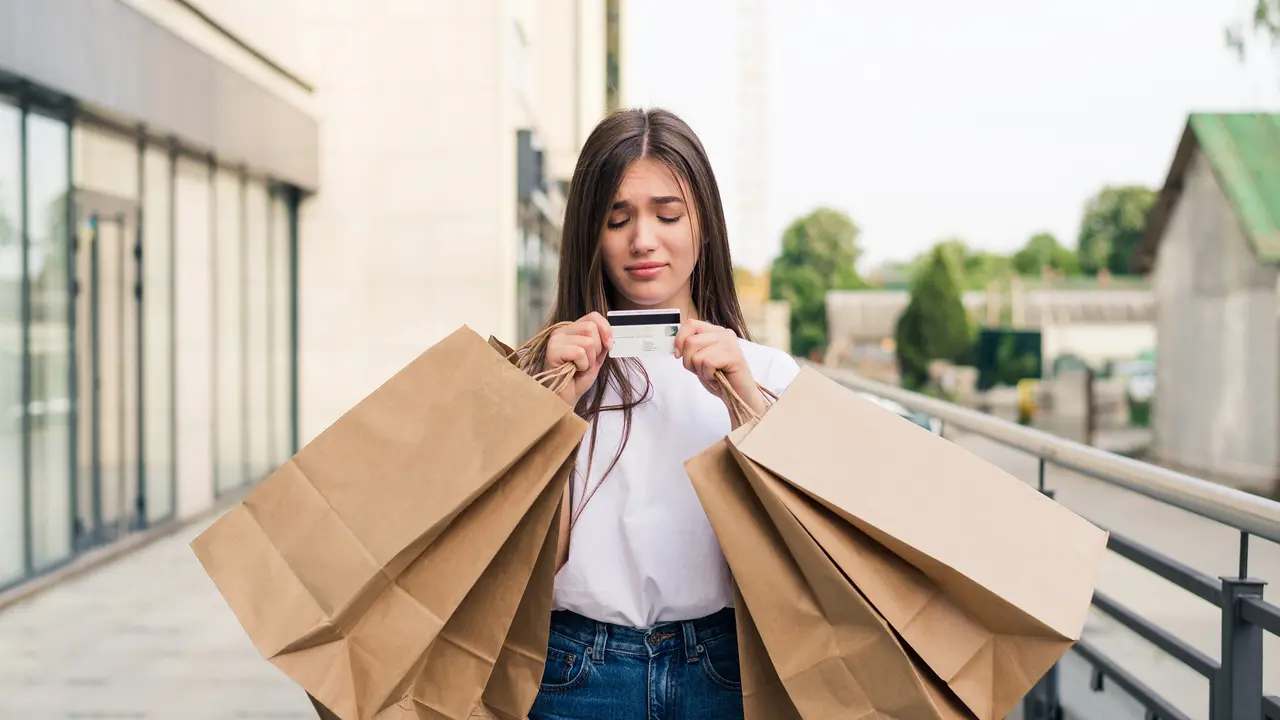 Mengenal Apa Itu Impulsive Buying (photo by freepik.com)