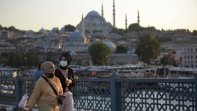 Turki Alami Lonjakan Kasus Harian COVID-19