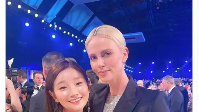 Unggahan Charlize Theron. (Foto: Twitter @CharlizeAfrica)