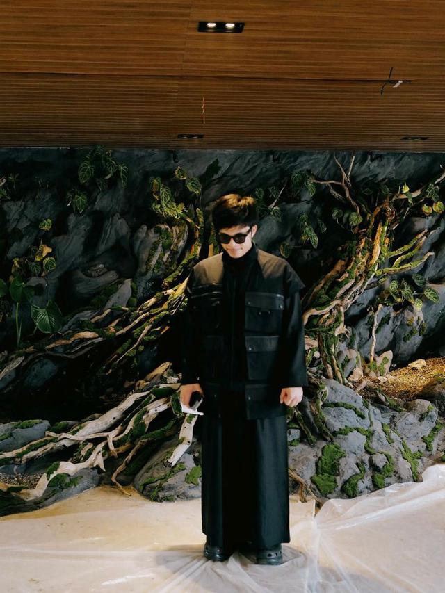 Potret Standing Garden Atta Halilintar dan Aurelie Hermansyah (Instagram/@attahalilintar)