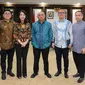 Menteri Koperasi dan UKM Teten Masduki menerima CEO PT Global Dairi Alami (PT GDA) Ihsan Mulia Putri, di Jakarta, Rabu (19/2/2020). Dok Kementerian Koperasi dan UKM