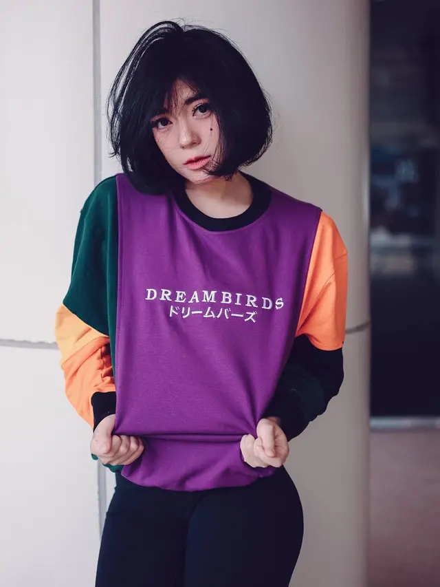 7 Potret Terbaru Prisa, Gitaris Cewek yang Duet dengan J-Rocks