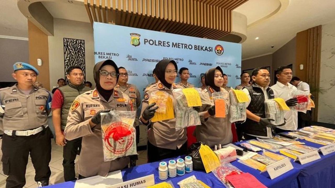 Polres Metro Bekasi Ungkap 18 Kasus Peredaran Obat Keras Bekasi, 21 Tersangka Diamankan