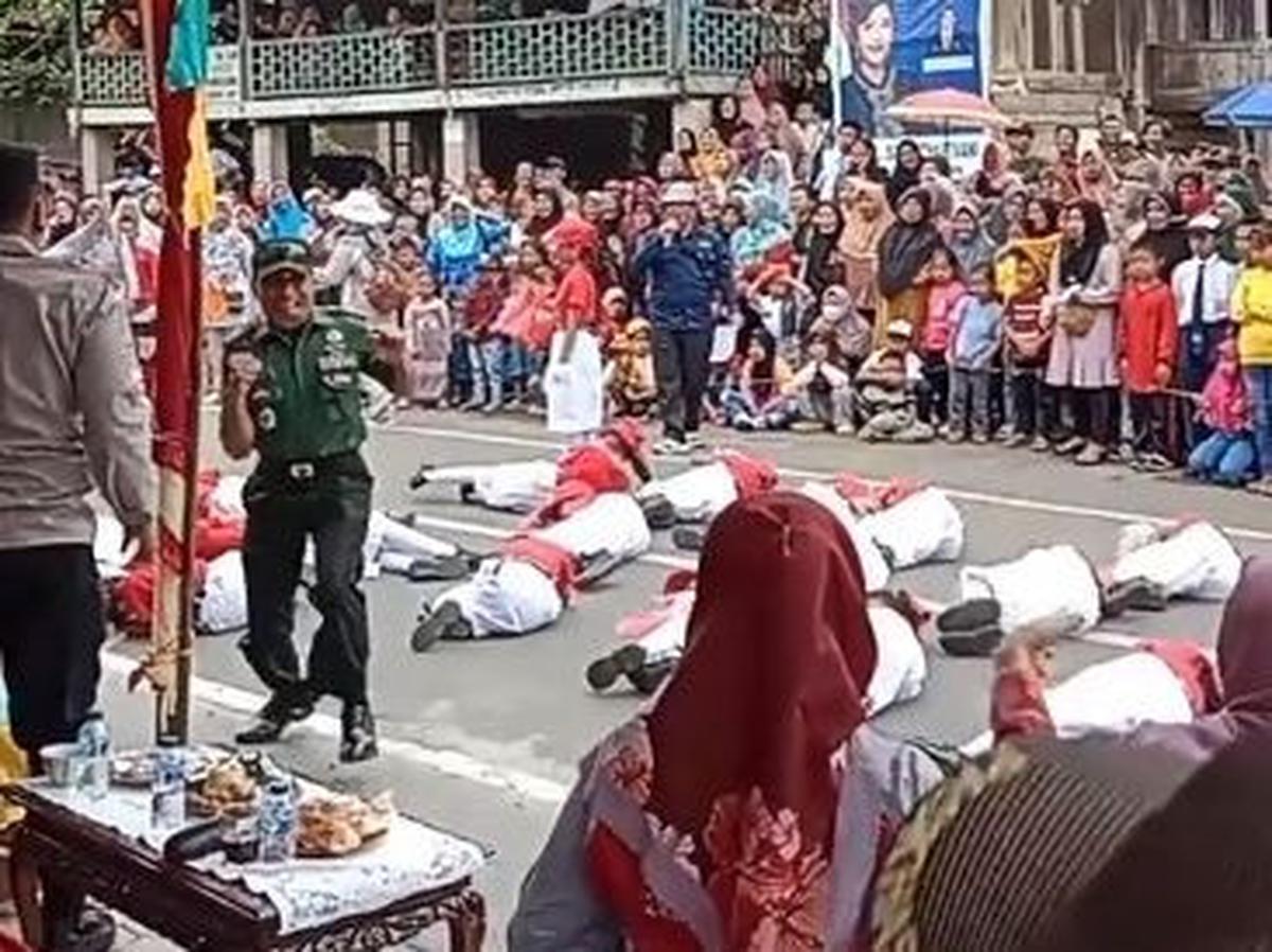 "Viralkan nih TNI nyah Gercep salut banget peduli banget," tulis netizen.