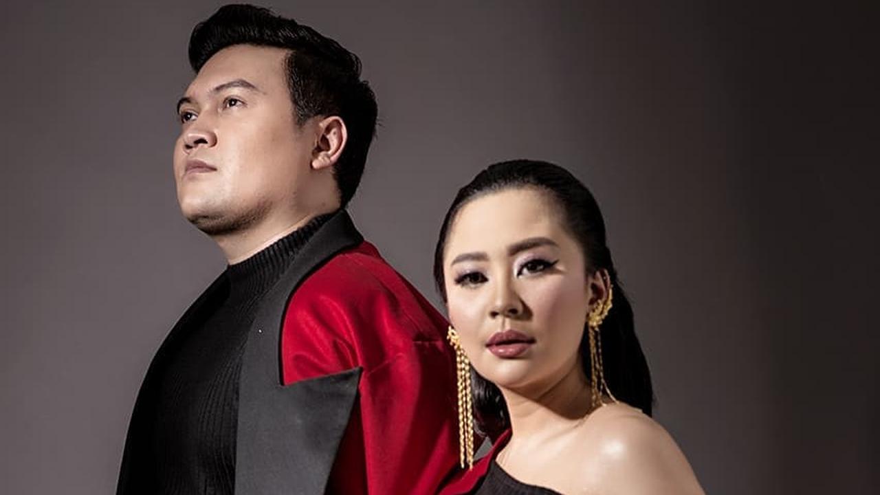 [Bintang] Chikita Meidy dan Indra Adhitya