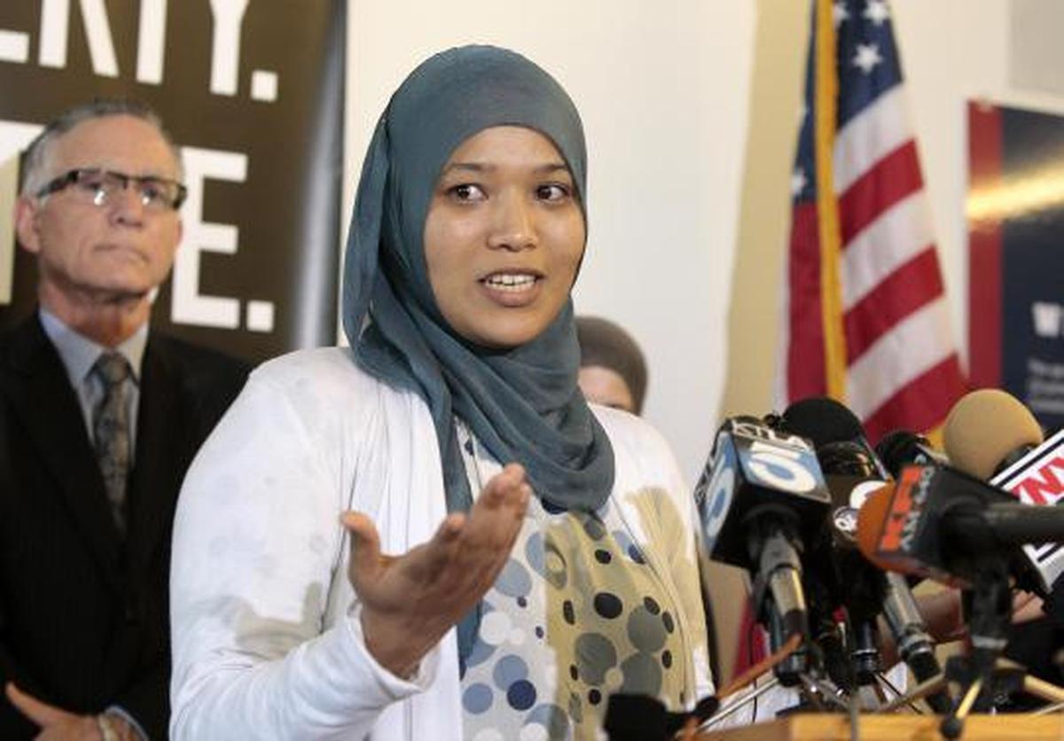 Disney dituntut mantan karyawan muslim