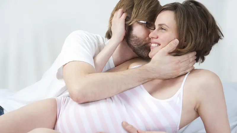 Seks sampai orgasme membuat ibu hamil jadi berkurang tingkat stresnya.