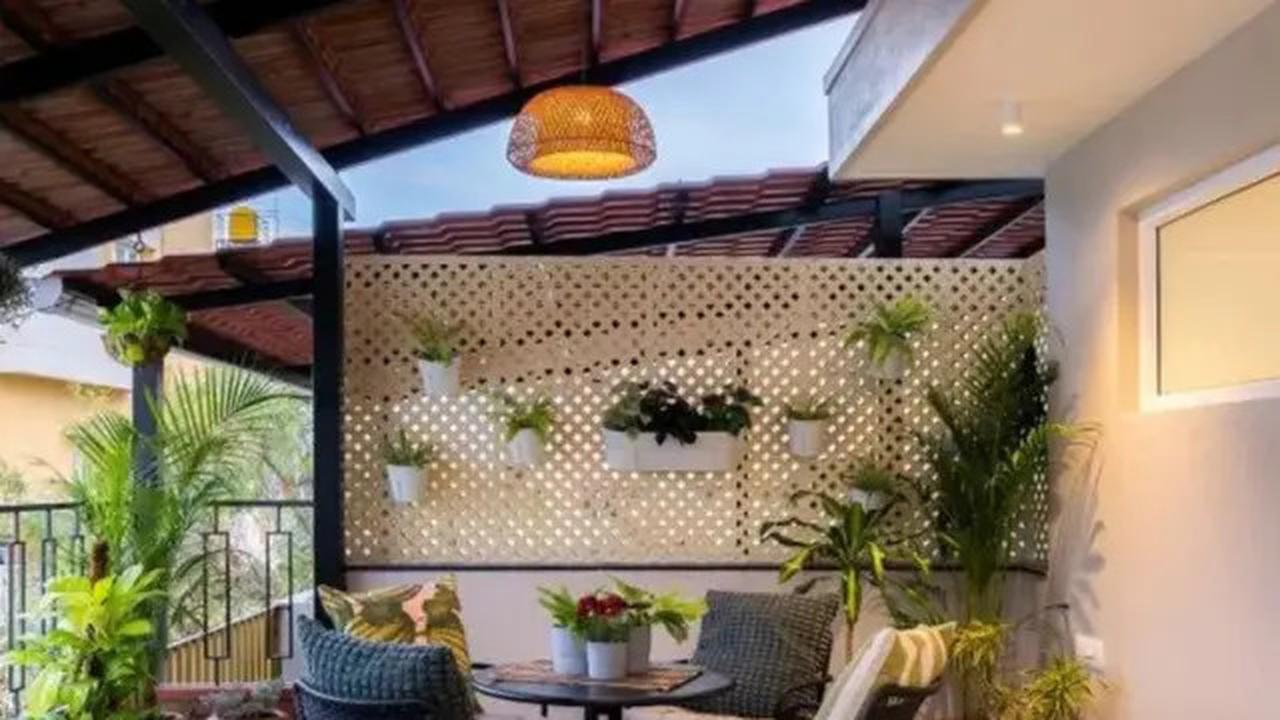 5 Model Rumah Atap Miring ke Belakang, Cocok untuk Inspirasi di 2025