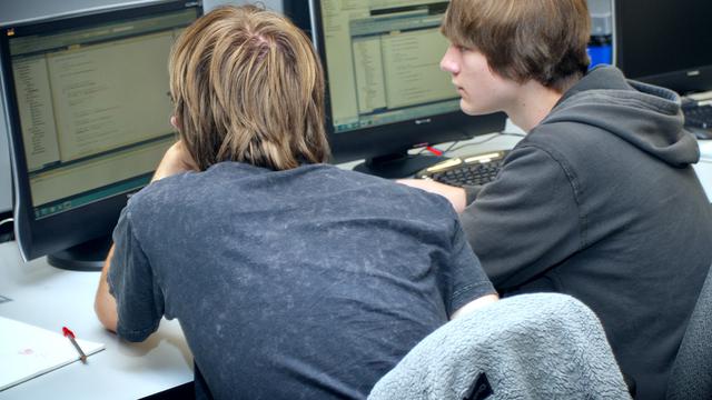 [Bintang] 6 Karir yang Cocok untuk Kamu yang Hobi Main 'Video Game'