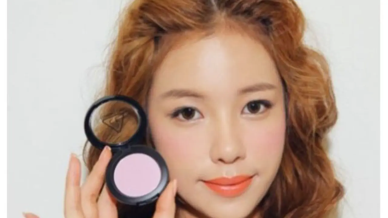 Blush on