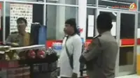 [VIDEO] Mini Market Disatroni Pencuri, Puluhan Juta Raib