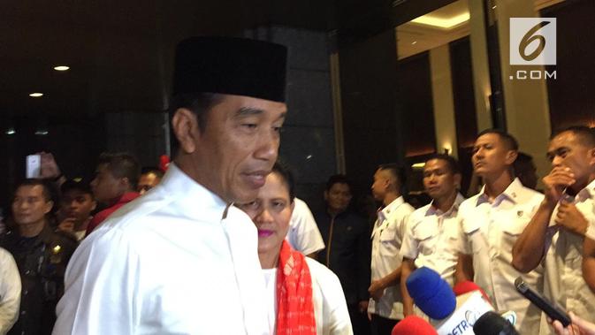 Calon Presiden nomor urut 01 Jokowi jelang debat kelima Pilpres 2019. (Liputan6.com/Lizsa Egeham)