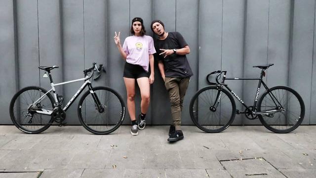 Suka Olahraga Bareng, Ini 7 Potret Nadila Ernesta dan Eno Netral Saat Bersepeda