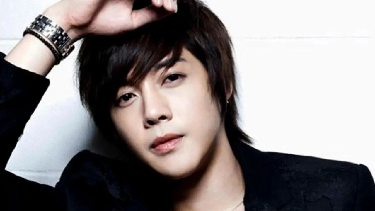 kim-hyun-joong-131125b.jpg