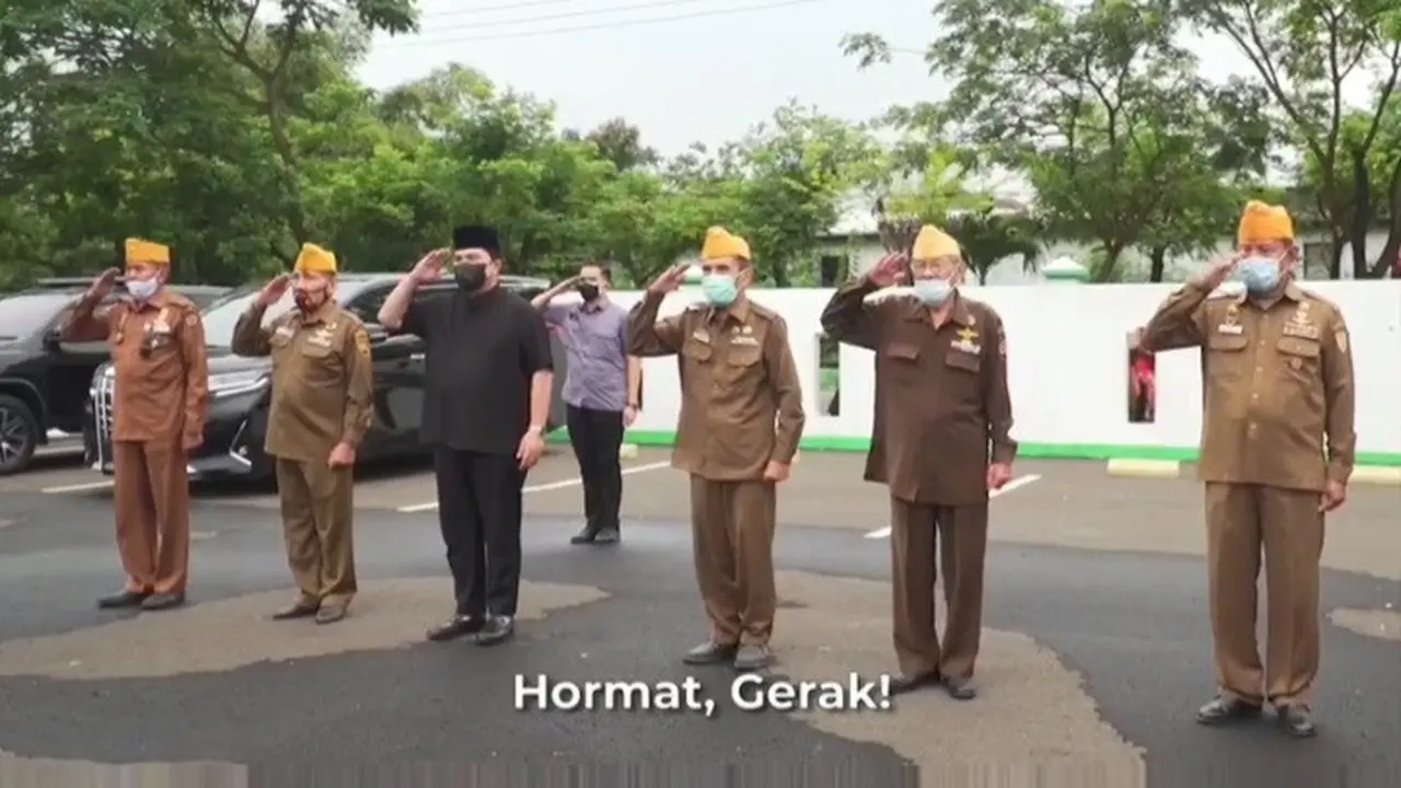 Menteri BUMN Erick Thohir mengunggah secuplik video kunjungannya ke taman makam pahlawan di Ciceri, Banten