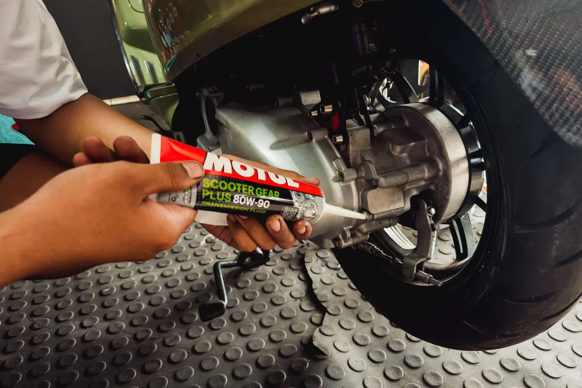 Motul Luncurkan Pelumas Gardan Skutik Scooter Gear Plus 80W-90, Ini Keunggulannya (ist)