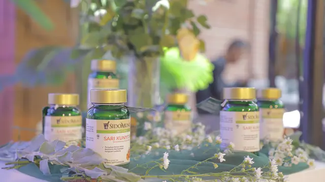 Pentingnya Merawat Kecantikan dan Kesehatan Kulit dari Dalam, Temukan Caranya di Sido Muncul Natural Sari Kunyit Plus X Fimelahood