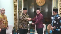 Gubernur Jawa Barat Ahmad Heryawan (Aher) dalam kegiatan Senja Safari Iman Ramadhan 1439 H, di Masjid Ulil Albab, Kampus Terpadu Universitas Islam Indonesia (UII) Sleman.