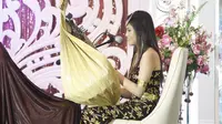 Vivian Eveline, Permainan Sasandonya Memukau