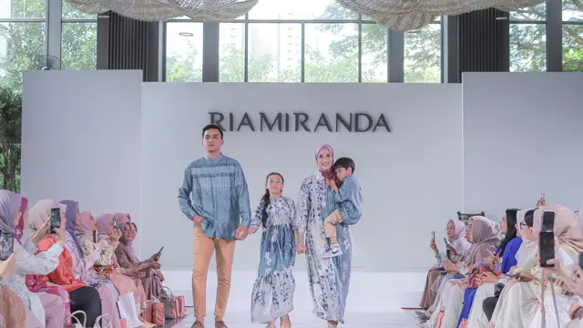 Eksplorasi Budaya Minang dalam Koleksi Raya Ria Miranda ‘Sangsata’