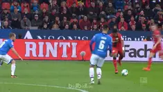 Bayer Leverkusen naik ke posisi kedua klasemen seusai menang 2-0 atas Mainz, Minggu (28/1). Selepas babak pertama yang membosankan...