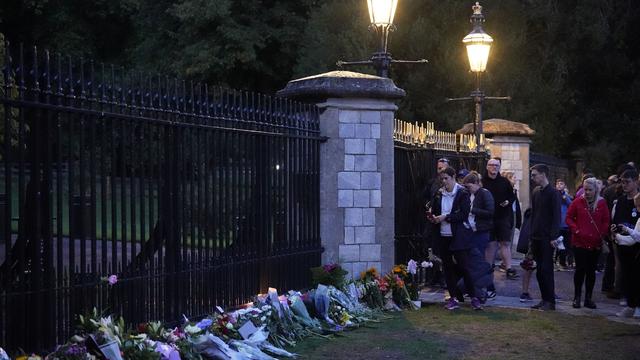 Duka Selimuti Warga Inggris atas Wafatnya Ratu Elizabeth II