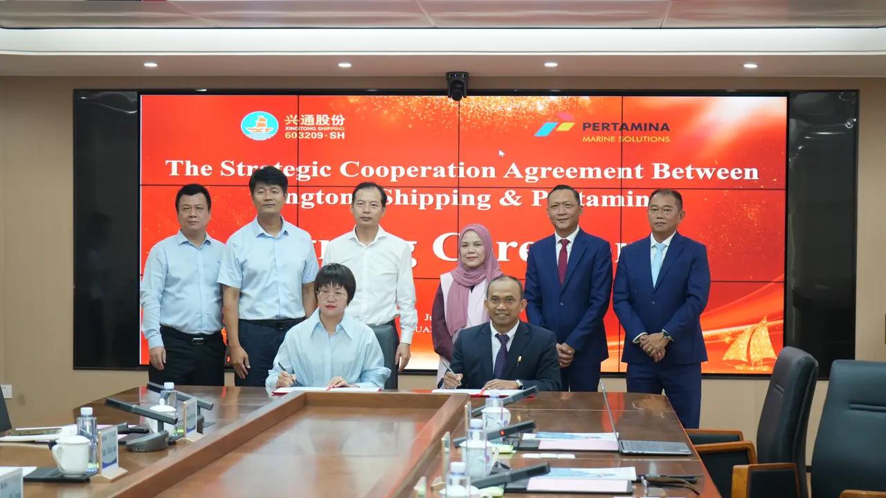 Pertamina Marine Solutions menggandeng Xingtong Group untuk membuka peluang kerja pelaut Indonesia di armada tanker internasional. (Dok Pertamina)