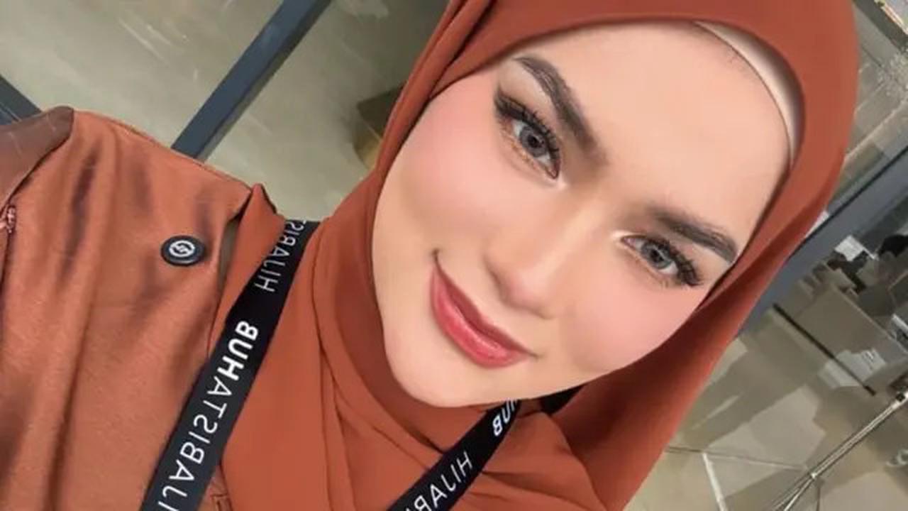 Davina Karamoy Target Bisa Khatam Alquran Meski Harus Syuting Film di Bulan Ramadan