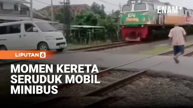 Tragis! Minibus Ringsek Dihantam Kereta di Demak