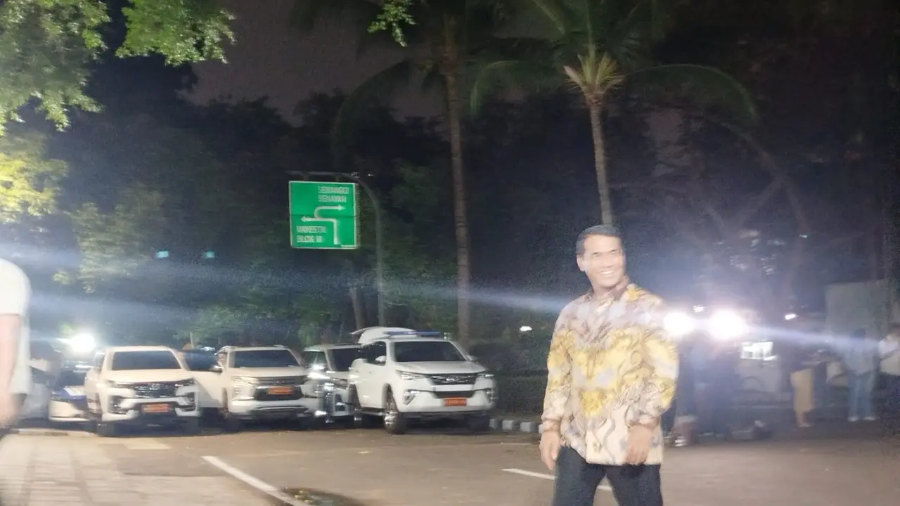 Menteri Pertanian (Mentan) Amran Sulaiman saat menyambangi kediaman Presiden terpilih Prabowo Subianto.