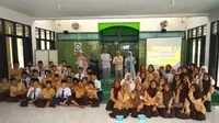 BRI Finance menyelenggarakan kegiatan literasi keuangan sejak dini melalui sosialisasi mengenai Mengelola Keuangan di SMP Terbuka Diponegoro, Tangerang Selatan, Provinsi Banten.