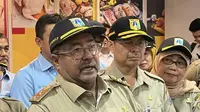 Wakil Gubernur Jakarta Rano Karno alias Doel menyambangi Pasar Induk Beras Cipinang di Jakarta Timur. (Kredit foto: Istimewa).