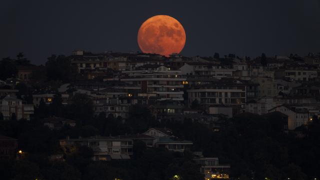Supermoon Terakhir Tahun Ini di Bulan Agustus