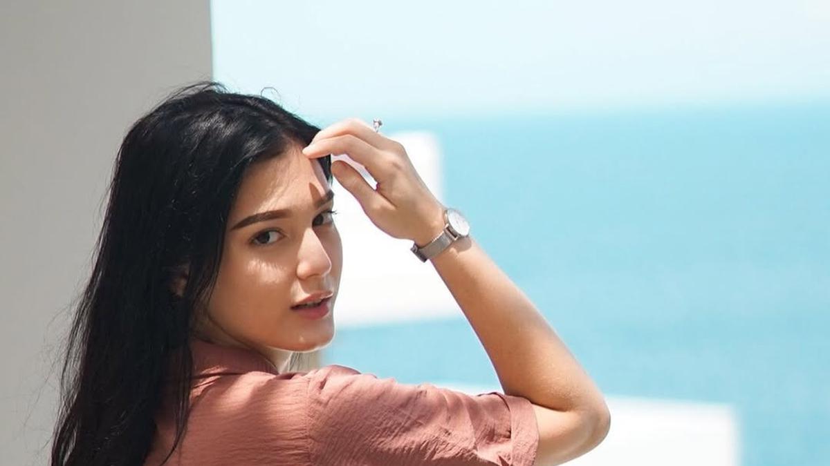 6 Potret Yasmine Ow dan Suami Bulan Madu ke Korea Selatan, Romantis Belanja Bareng
